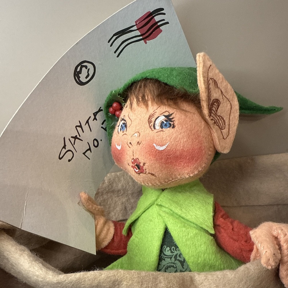 Annalee Christmas Santa's Mail Bag w/ Smiling Elf Inside - Picture 4 of 8